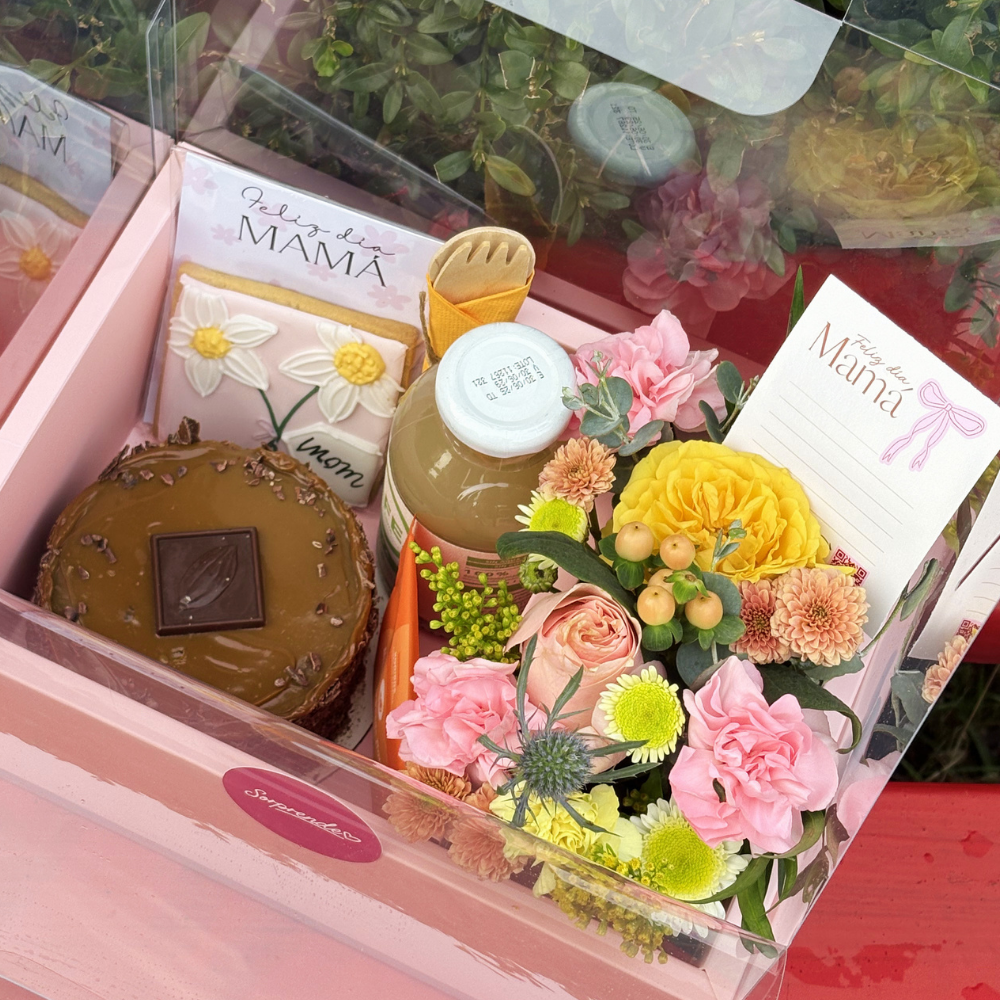 DESAYUNO DULCE FLORAL - MALETÍN