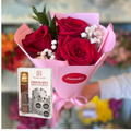 PACK ESPECIAL: RAMO 3 ROSAS + BOMBONES ENTRELAGOS