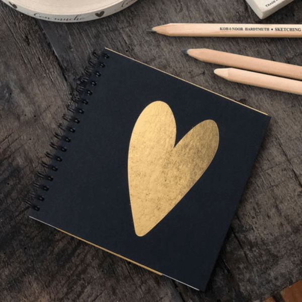 LIBRETA ANILLADA FOLIA CORAZÓN DORADO